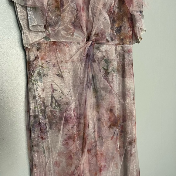 Rene Ruiz‎ Abstract Metallic Ruffle Gown In Pink - Picture 4 of 9